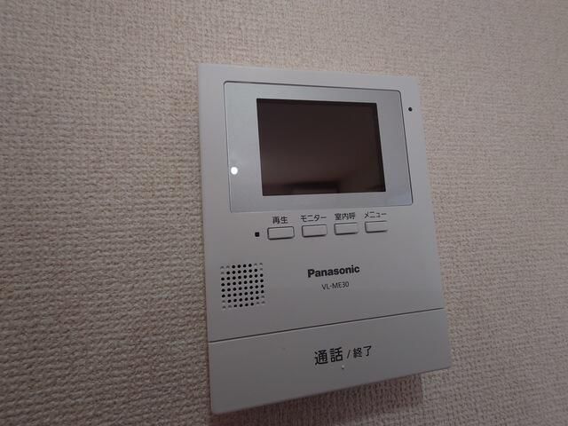 ��ʌ��������܎s�k����i���P���ڂ̃e���X�n�E�X�̂��̑�