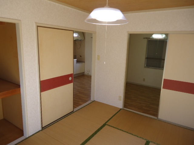 ��ʌ��������܎s����厚�w��̃A�p�[�g�̂��̑������E�X�y�[�X