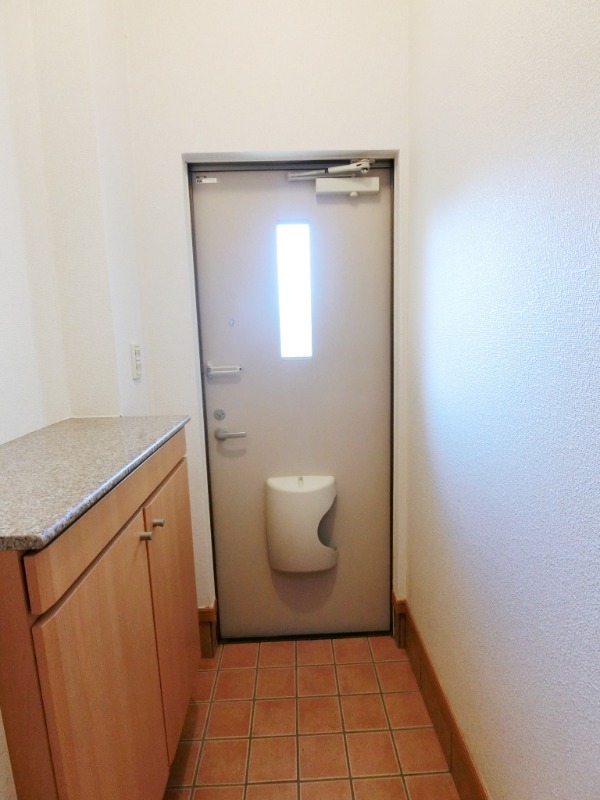 ��ʌ������s��ʖ�̃A�p�[�g�̌���