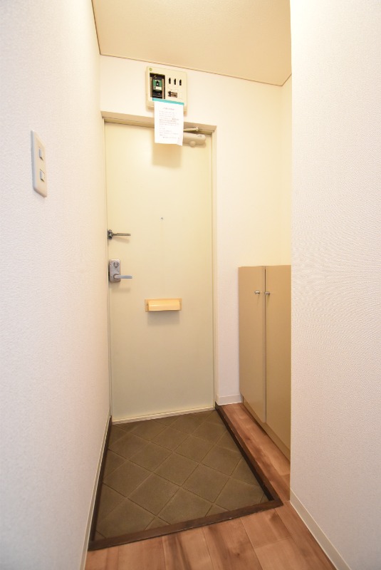 ��ʌ��������܎s�΋擌�Y�a�V���ڂ̃A�p�[�g�̌���