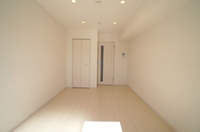 ��ʌ��������܎s�Y�a��j���J�R���ڂ̃}���V�����̋��ԁE���r���O