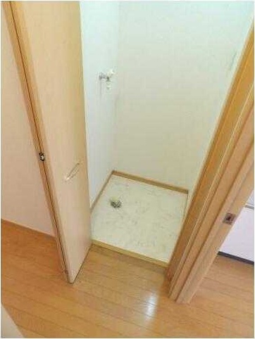 ��ʌ��������܎s��΋�厚��҂̃^�E���n�E�X�̂��̑��ݔ�