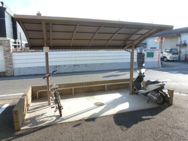 ��ʌ�����s�k����P���ڂ̃A�p�[�g�̂��̑�