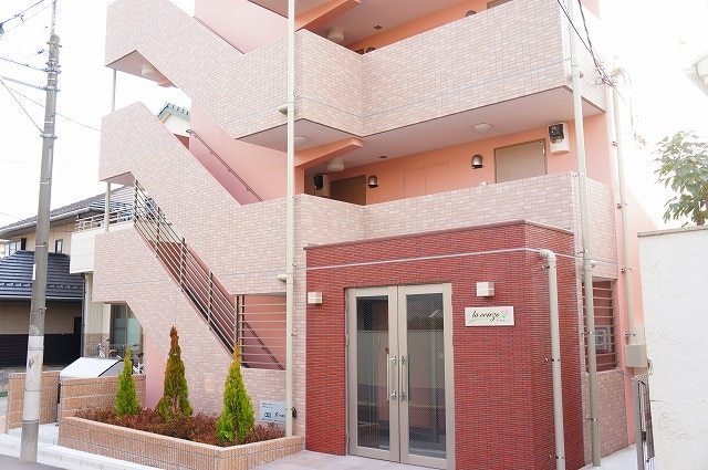 ��ʌ��������܎s�Y�a�挳���R����5-12�̃}���V�����̌����O��