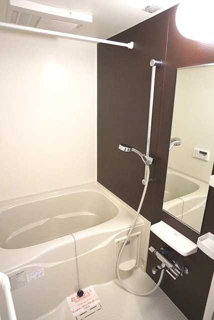 ��ʌ��������܎s�Y�a�挳���R���ڂ̃}���V�����̃o�X