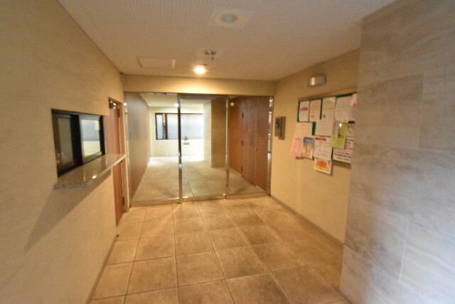 ��ʌ��������܎s��{�撇���R���ڂ̃}���V�����̃G���g�����X