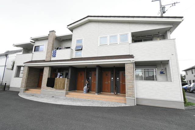 ��ʌ��������܎s������厚���V��̃A�p�[�g�̌����O��