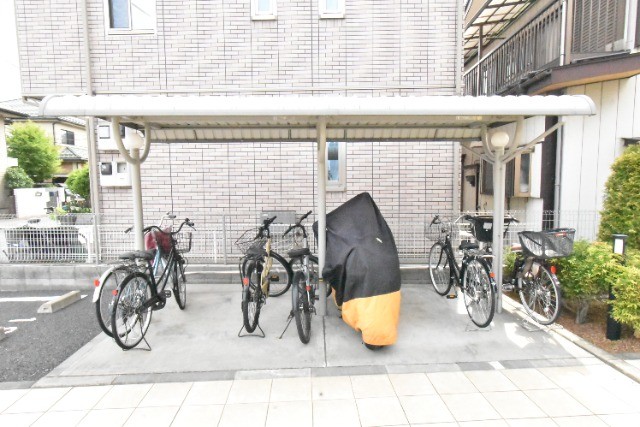 ��ʌ��������܎s�΋�厚���̃A�p�[�g�̂��̑�