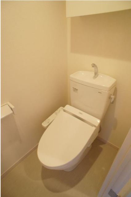 ��ʌ��������܎s�Y�a��j���J�R���ڂ̃}���V�����̃g�C��