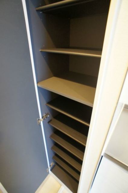 ��ʌ��������܎s�Y�a��j���J�R���ڂ̃}���V�����̂��̑��ݔ�