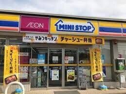 ��ʌ��k�����S�ɓޒ������Q���ڂ̃A�p�[�g�̎���