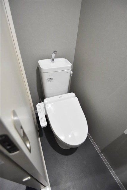 ��ʌ��������܎s������{�����Q���ڂ̃A�p�[�g�̃g�C��