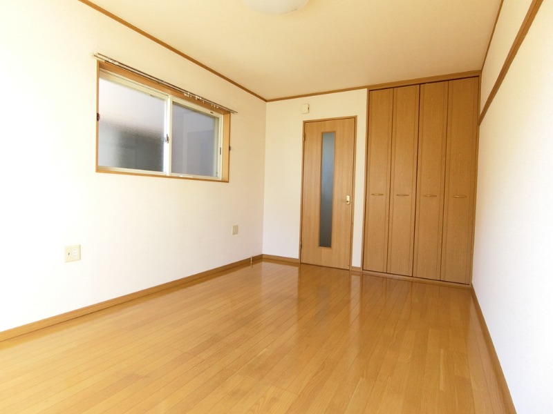 ��ʌ��������܎s�����擌��{�U���ڂ̃A�p�[�g�̂��̑������E�X�y�[�X