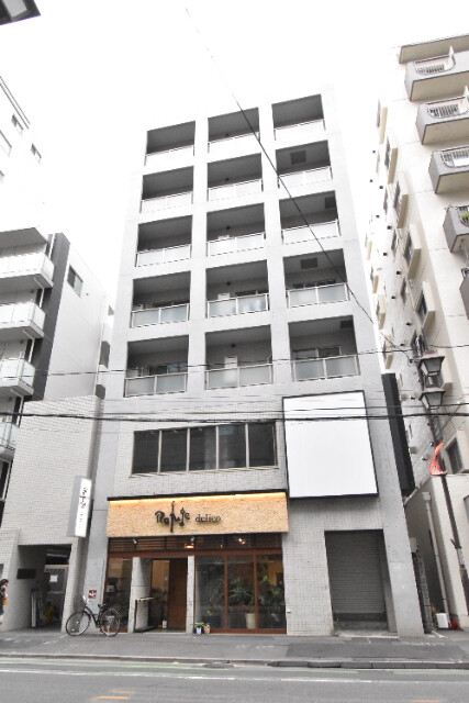 ��ʌ��������܎s��{��{���R���ڂ̃}���V�����̌����O��