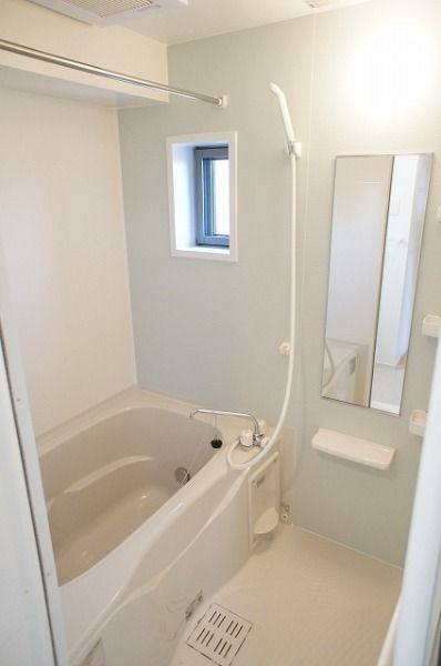 ��ʌ��������܎s���撆���Q���ڂ̃A�p�[�g�̃o�X