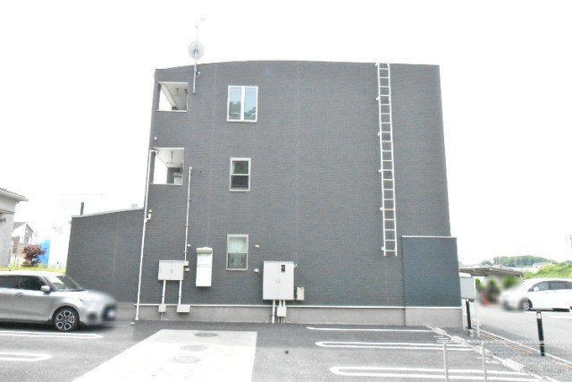 ��ʌ��������܎s�΋�厚���̃A�p�[�g�̂��̑�