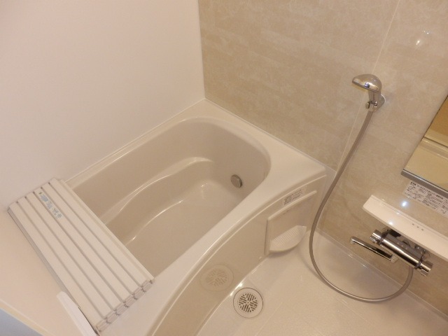 ��ʌ��������܎s���撆���Q���ڂ̃}���V�����̃o�X