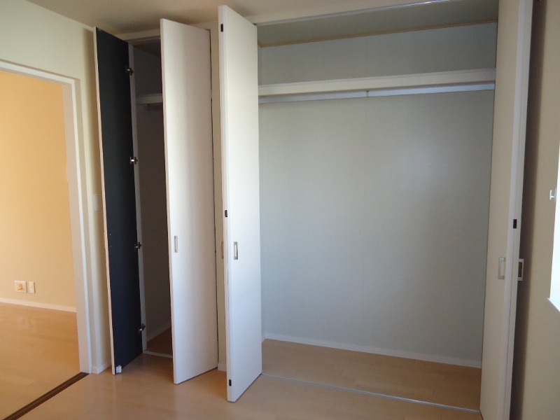 ��ʌ��������܎s���撆���Q���ڂ̃}���V�����̎��[