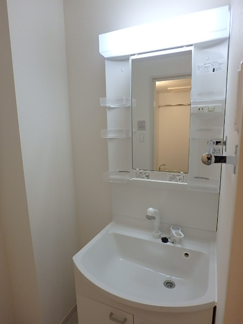 ��ʌ��������܎s��{��听���Q���ڂ̃}���V�����̐��ʏ�