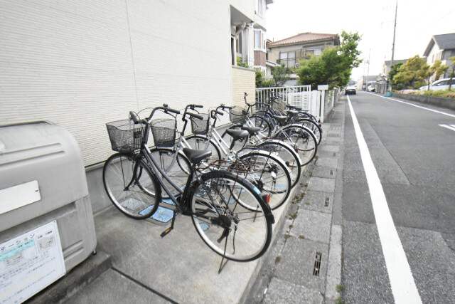 ��ʌ��t�����s�����R���ڂ̃A�p�[�g�̂��̑�