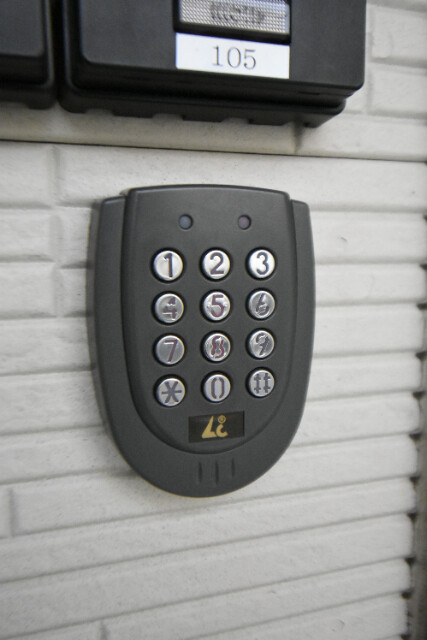 ��ʌ��t�����s�����R���ڂ̃A�p�[�g�̂��̑�