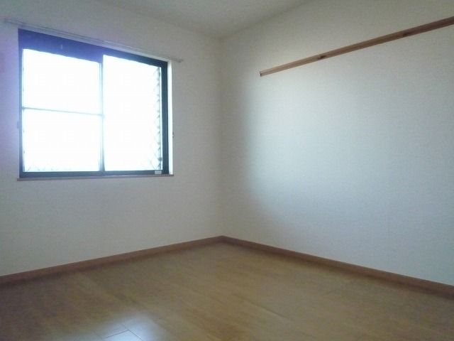 ��ʌ�����s����R���ڂ̃}���V�����̂��̑������E�X�y�[�X