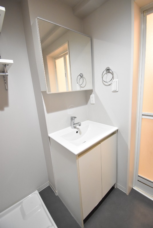 ��ʌ��������܎s�΋�����R���ڂ̃A�p�[�g�̐��ʏ�