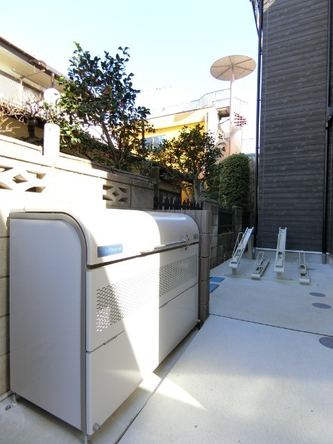 ��ʌ��������܎s��{��O���P���ڂ̃A�p�[�g�̂��̑�