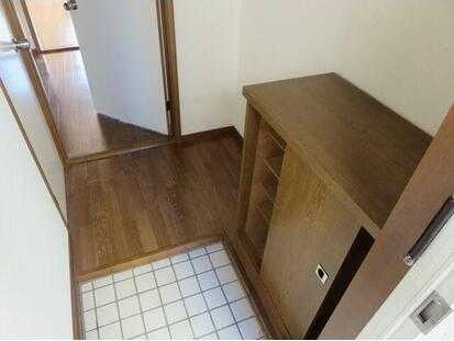 ��ʌ��������܎s�Y�a���؍�Q���ڂ̃A�p�[�g�̌���