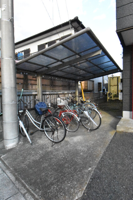 ��ʌ��@�c�s�֎R�Q���ڂ̃}���V�����̂��̑�