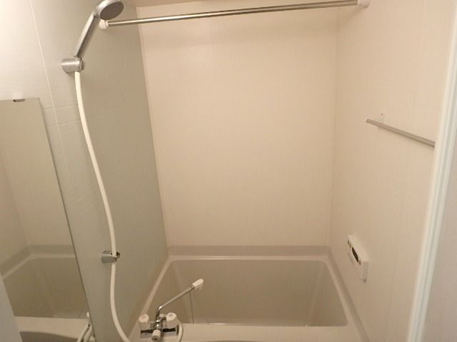 ��ʌ��������܎s�Y�a����P���ڂ̃}���V�����̃o�X