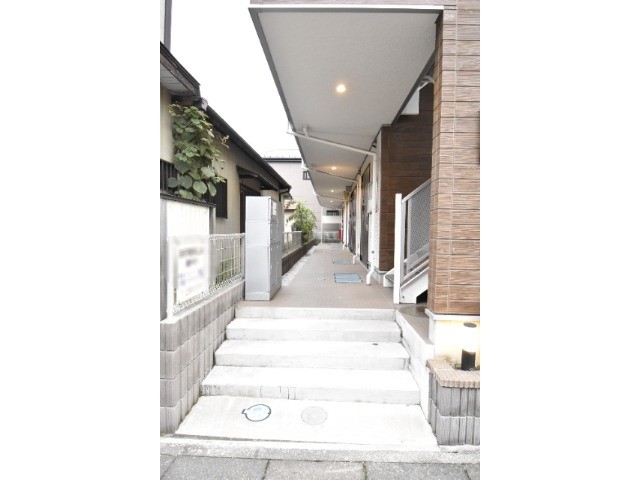 ��ʌ��������܎s��{��听���P���ڂ̃}���V�����̃G���g�����X