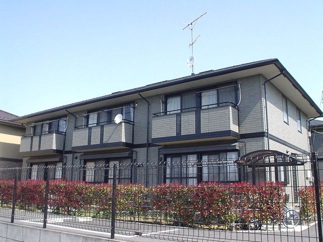 ��ʌ��������܎s��{��O���Q����828-4�̃e���X�n�E�X�̌����O��