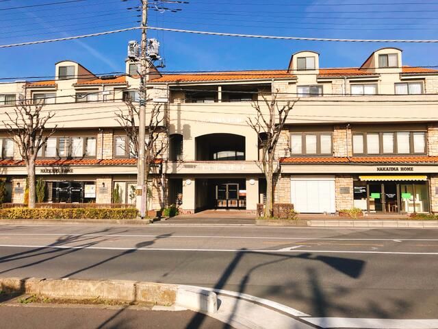 ��ʌ�����s�˒˓��R���ڂ̃A�p�[�g�̌����O��