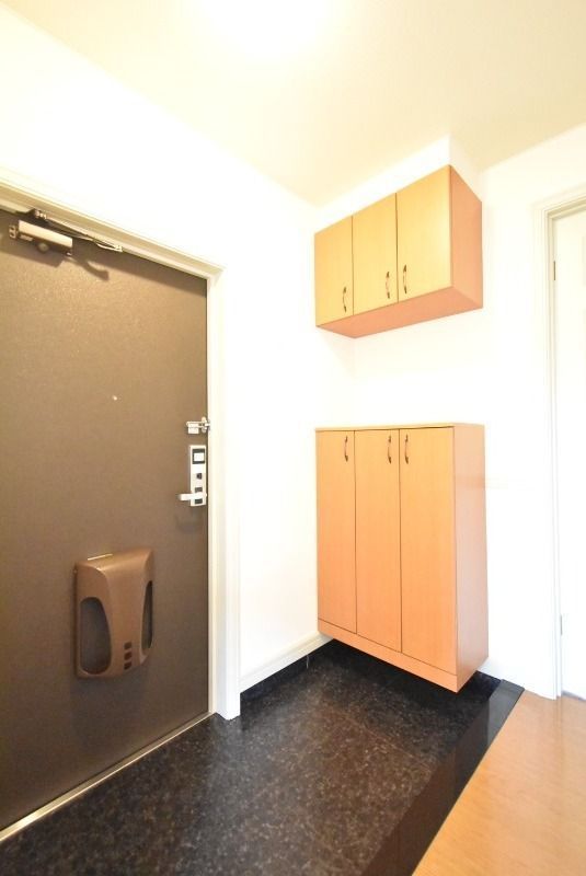 ��ʌ�����s�厚�ΐ_�̃A�p�[�g�̌���