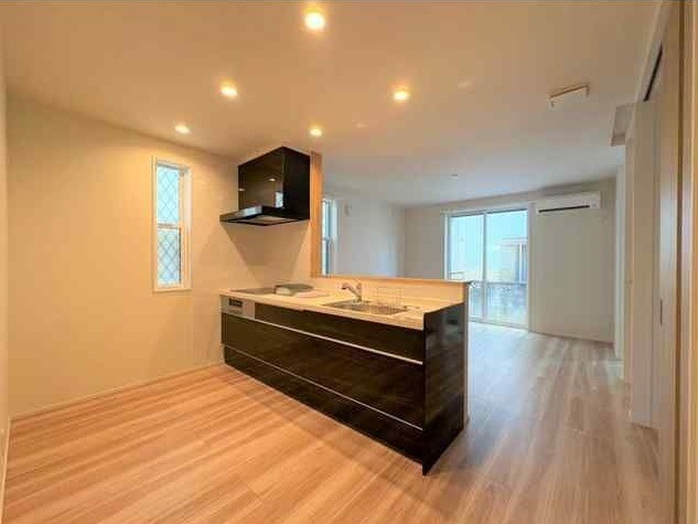 ��ʌ��������܎s�Y�a�撇���S���ڂ̈�ˌ��ẴL�b�`��