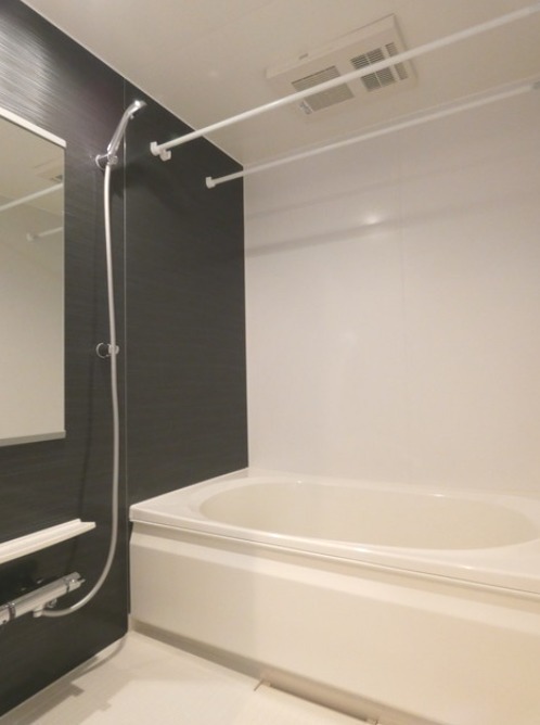 ��ʌ�����s������S���ڂ̃}���V�����̃o�X