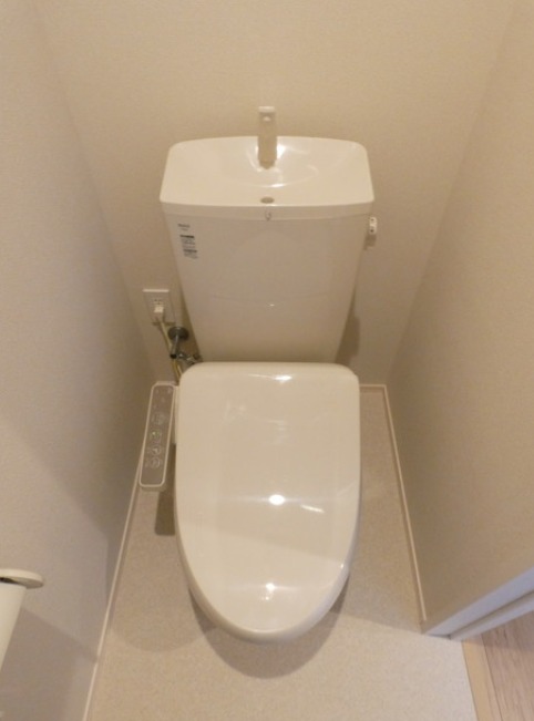 ��ʌ�����s������S���ڂ̃}���V�����̃g�C��