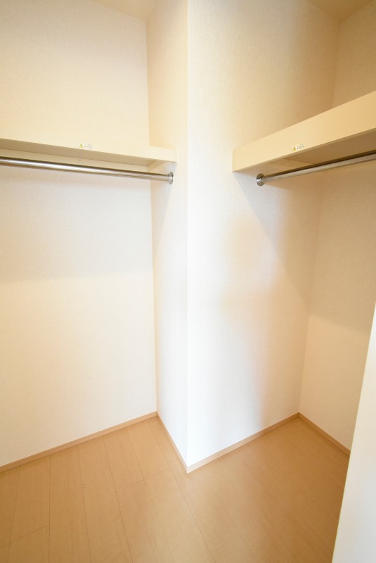 ��ʌ��������܎s����厚���V�n�̃A�p�[�g�̎��[