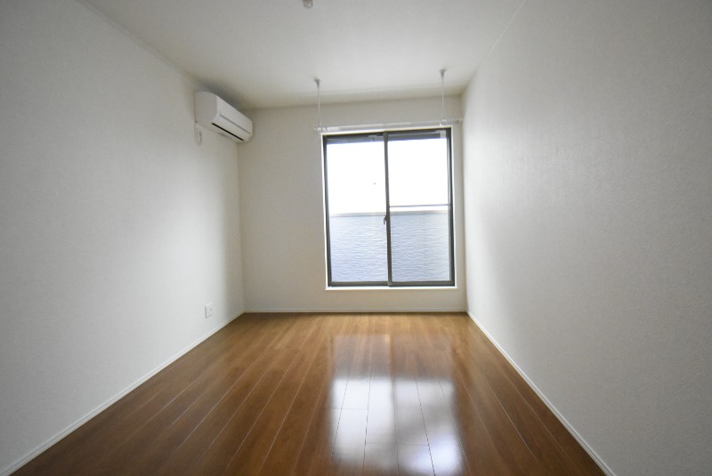 ��ʌ��������܎s������x�蒬�̃A�p�[�g�̋��ԁE���r���O