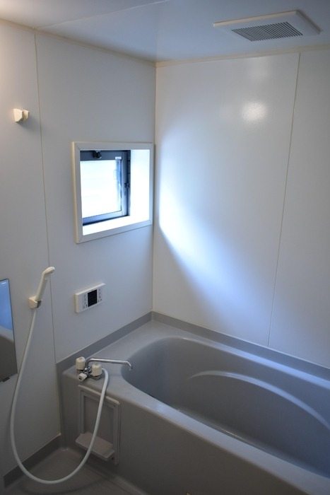 ��ʌ�����s�t���P���ڂ̃A�p�[�g�̃o�X