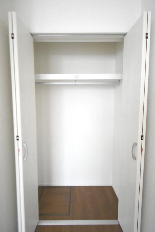 ��ʌ��������܎s������x�蒬�̃A�p�[�g�̎��[