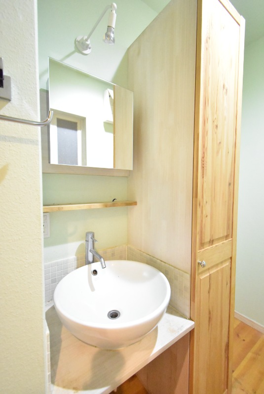 ��ʌ�����s���ԂR���ڂ̃A�p�[�g�̐��ʏ�