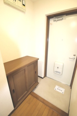 ��ʌ�����s�k����Q���ڂ̃}���V�����̌���