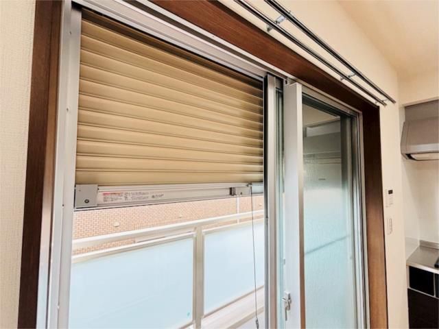 ��ʌ�����s�厚�ΐ_�̃A�p�[�g�̂��̑��ݔ�