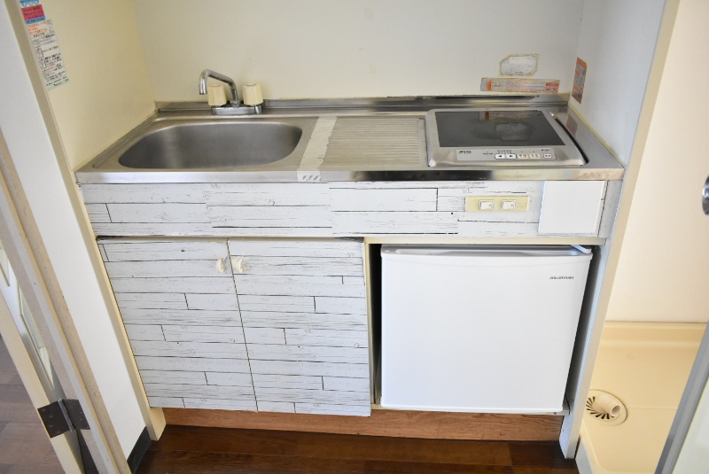 ��ʌ������s����U���ڂ̃}���V�����̃L�b�`��