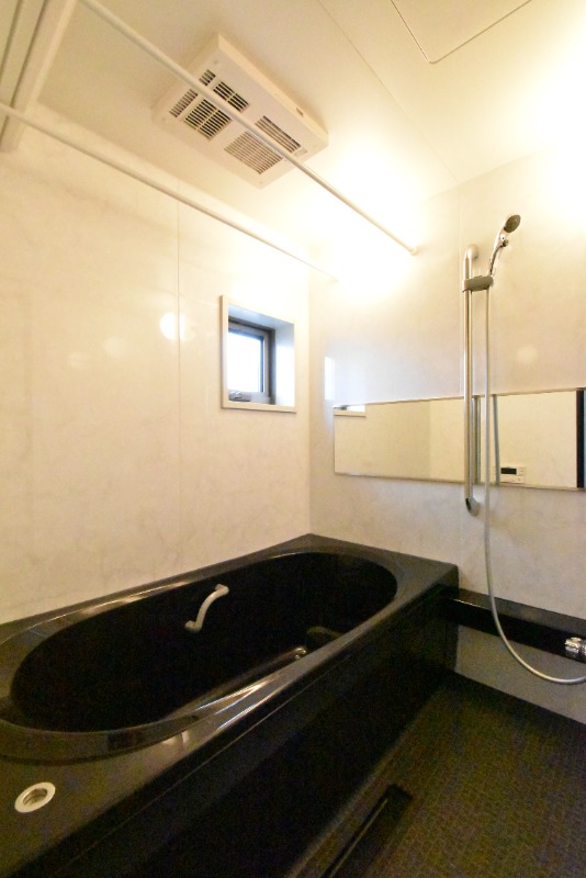 ��ʌ��������܎s��{��O���S���ڂ̃A�p�[�g�̃o�X