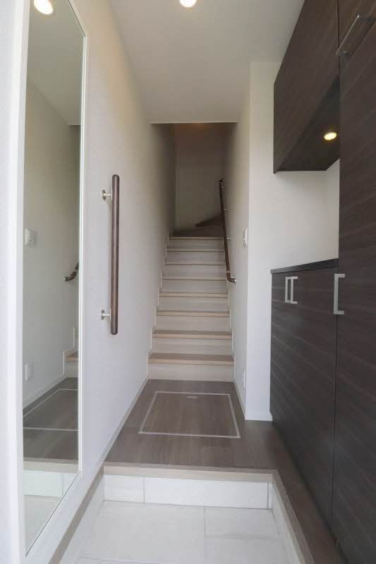 ��ʌ��������܎s��{��O���S���ڂ̃A�p�[�g�̌���