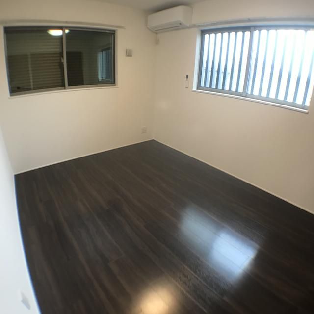 ��ʌ��������܎s�΋�����R���ڂ̃e���X�n�E�X�̂��̑������E�X�y�[�X