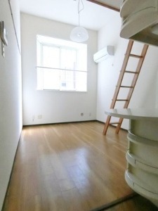 ��ʌ��������܎s�����擌��{�S���ڂ̃A�p�[�g�̋��ԁE���r���O